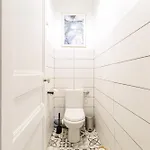 Large 2 Bdr Center Close To Train Station Διαμέρισμα