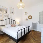 Large 2 Bdr Center Close To Train Station Daire Nice
